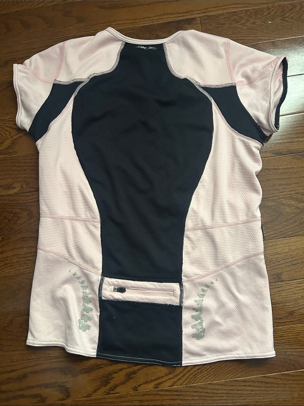 Reebok Running Top -Excellent Condition - Picture 5 of 9